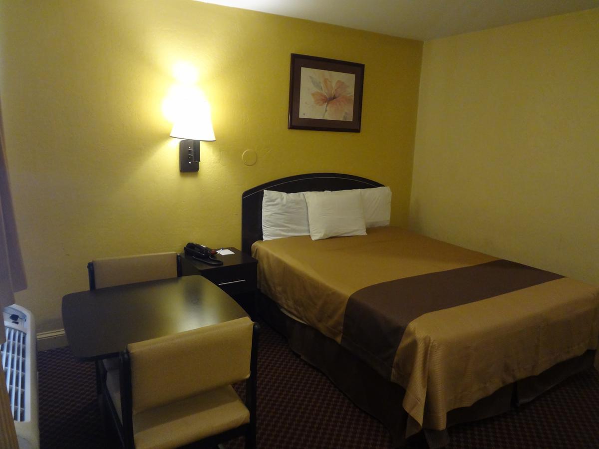 Americas Best Value Inn - Goldsboro Esterno foto