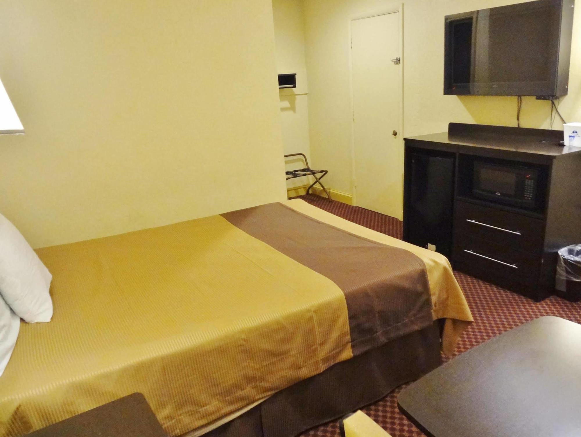 Americas Best Value Inn - Goldsboro Esterno foto